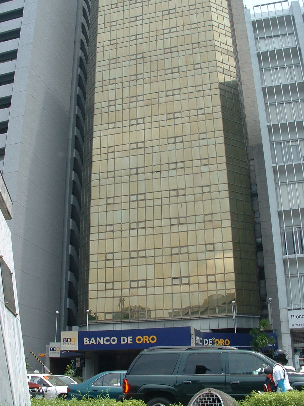 pacific-group-international-banco-de-oro-plaza